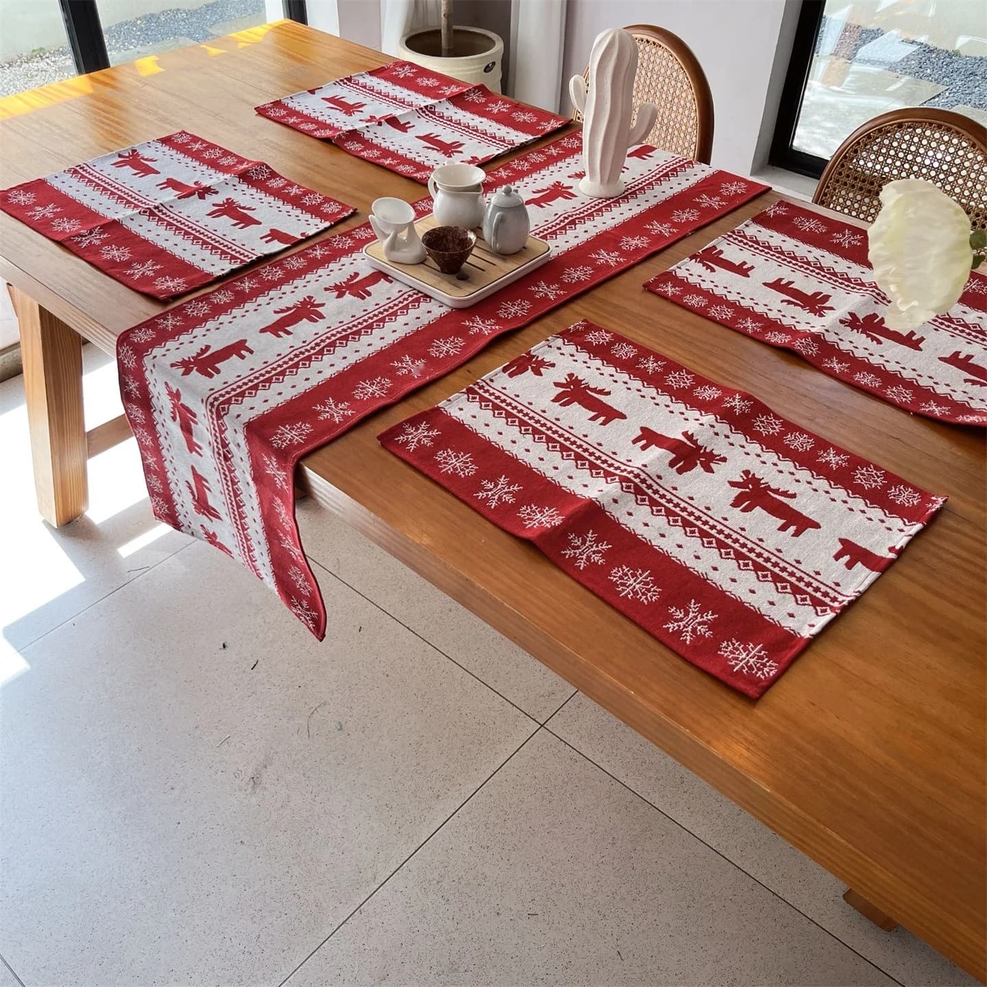 Set Pelari Meja dan Alas Makan Krismas Gaya Nordik